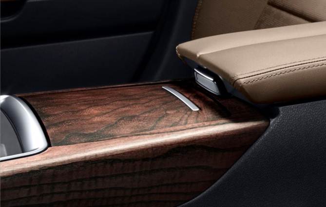 巴斯特的极致天窗工艺开元ky棋牌遇见伟(图8) 巴斯特的极致天窗工艺开元ky棋牌遇见伟(图8)