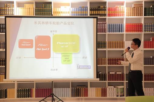 巴斯特的极致天窗工艺开元ky棋牌遇见伟(图20) 巴斯特的极致天窗工艺开元ky棋牌遇见伟(图20)